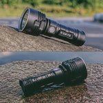Lampe torche LED ultra-puissante - Vignette | Mister Fisher